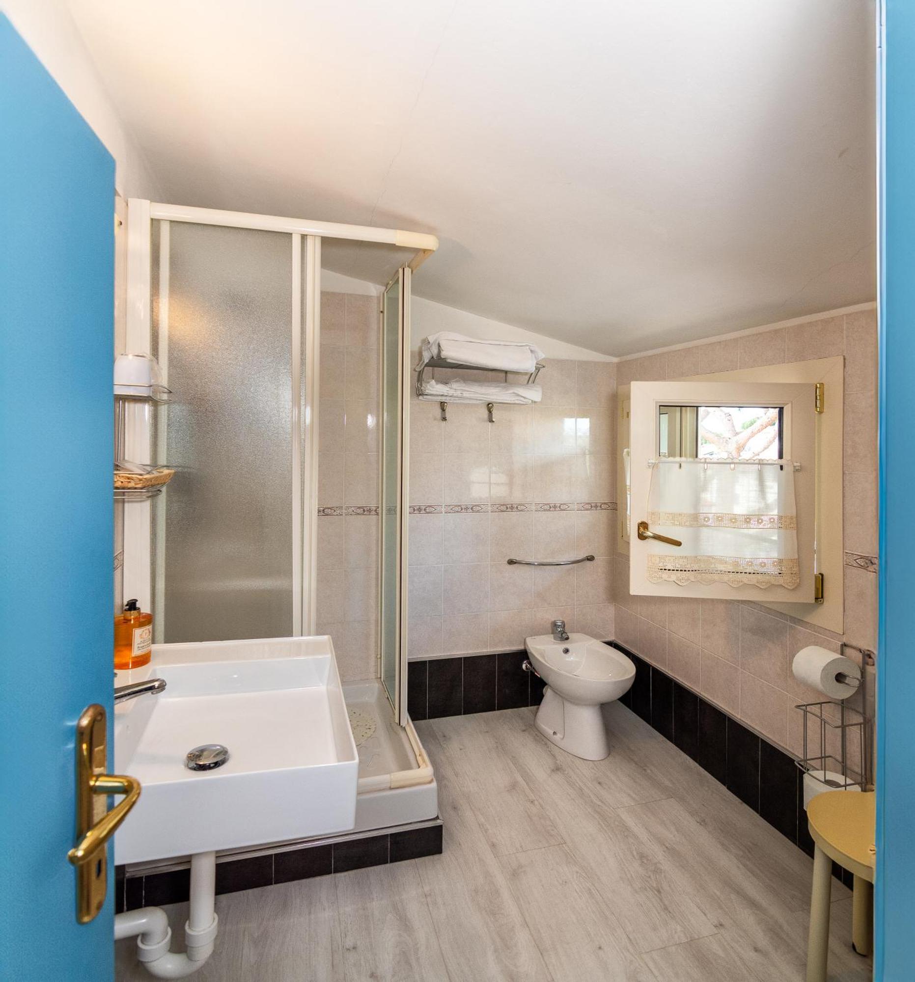 Hotel Apuana Marina di Pietrasanta Eksteriør bilde