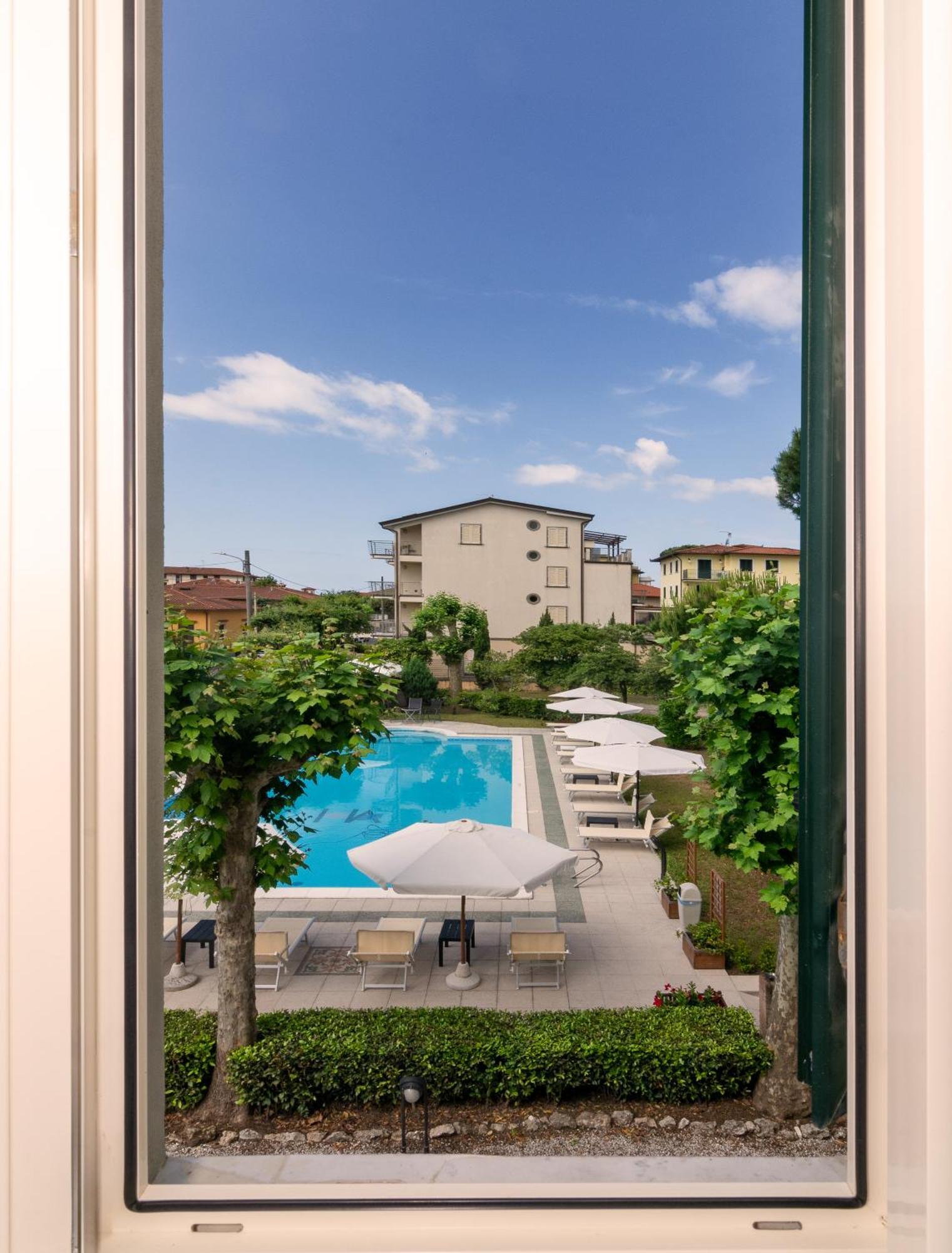 Hotel Apuana Marina di Pietrasanta Eksteriør bilde