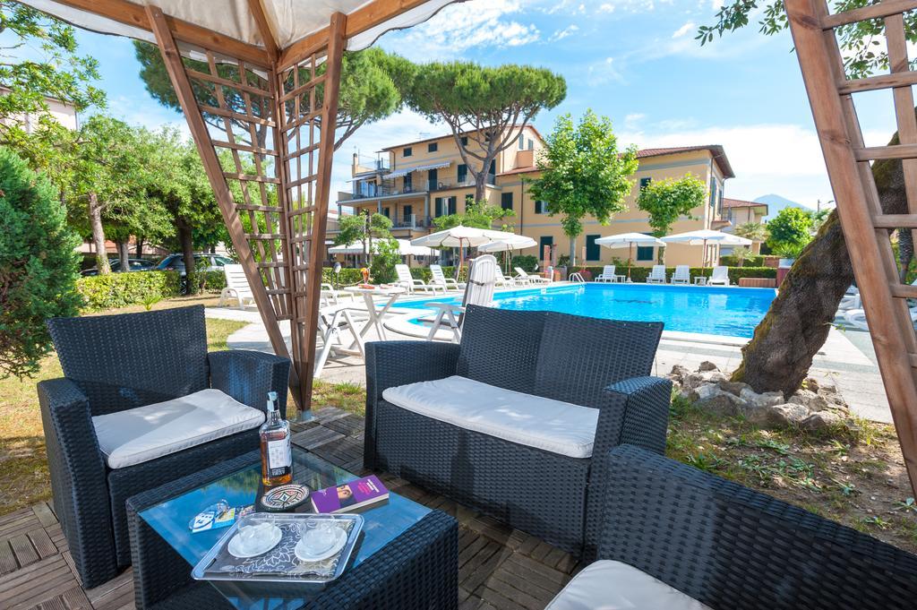 Hotel Apuana Marina di Pietrasanta Eksteriør bilde